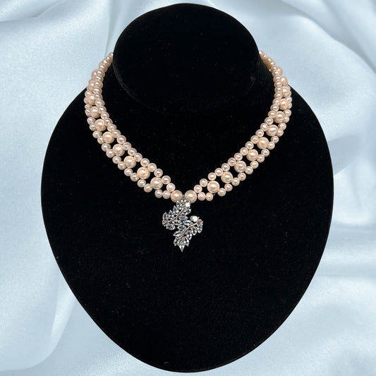 Elegant Pearl Necklace With Topaz Pendant
