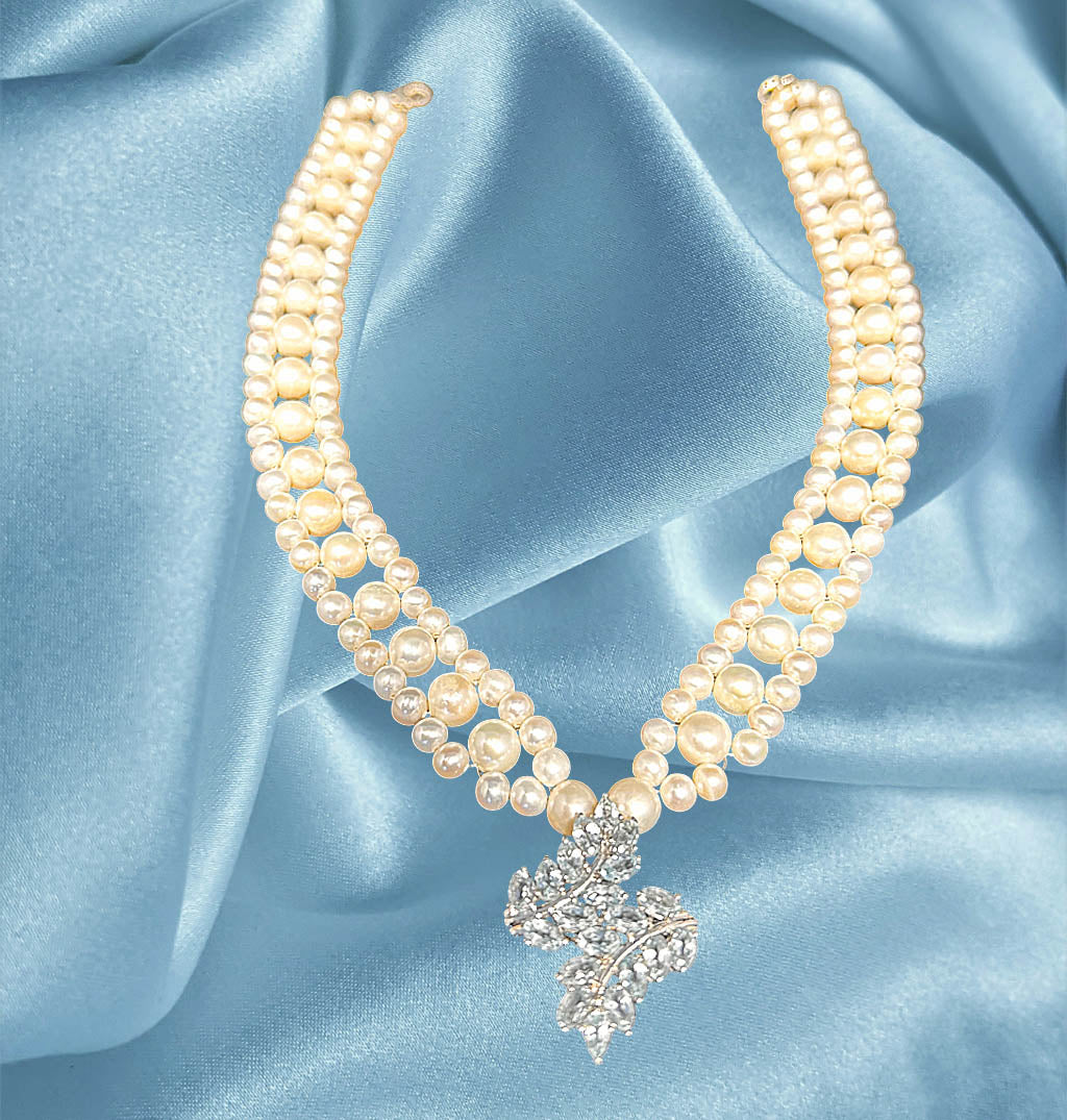 Elegant Pearl Necklace With Topaz Pendant
